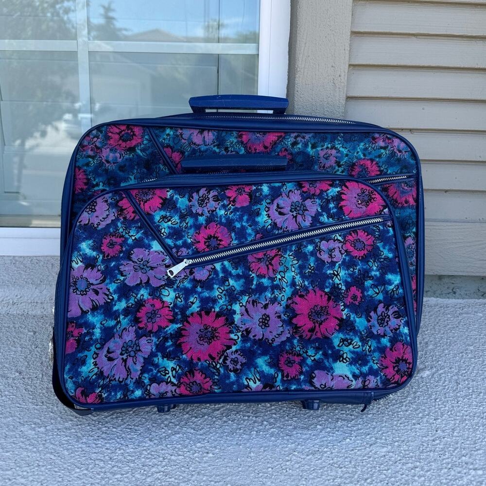 vintage 60s 70s Bantam Travelware suitcases vibrant psychedelic floral pattern